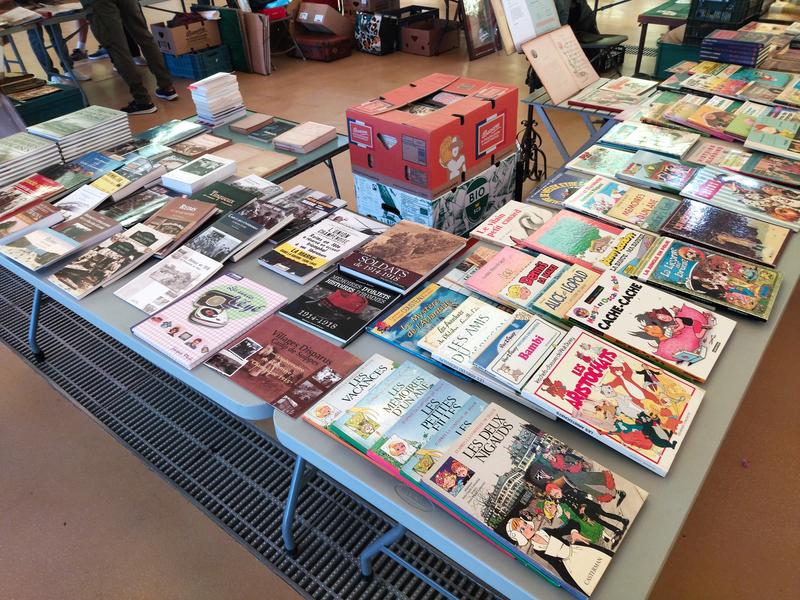 Marché aux livres et vieux papiers