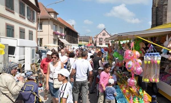 32 ème marché aux puces vde greniers