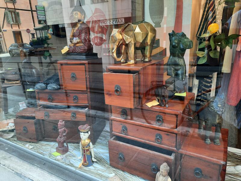 Brocante les 6 amis