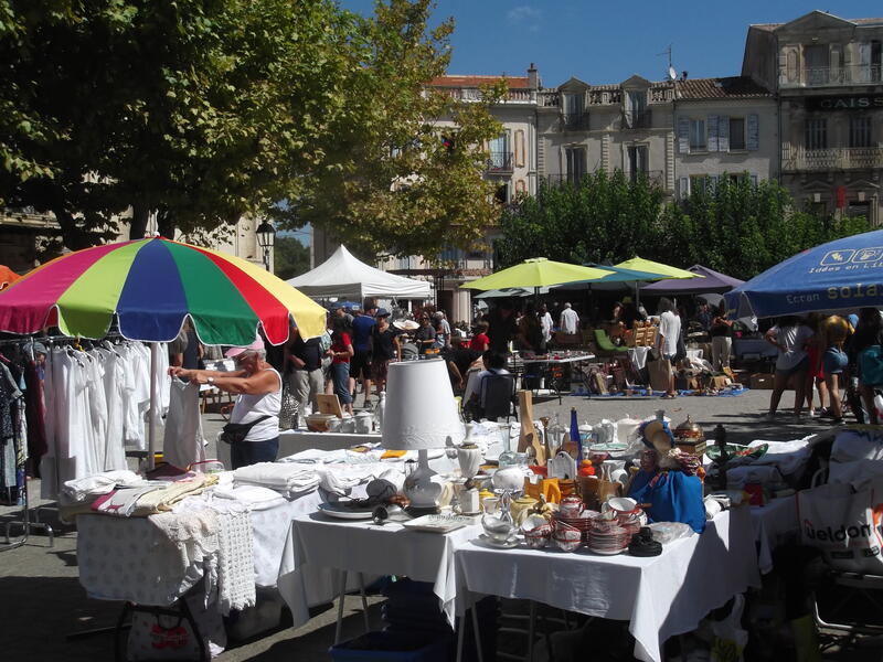 Vide grenier chemin de l'espérance