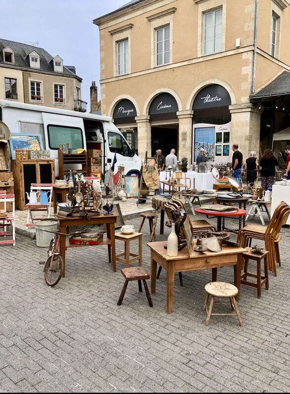 Les puces de fresnay sur sarthe