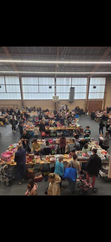 25eme bourse aux jouets - vêtements - puériculture