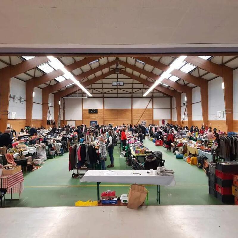 27ème foire aux puces