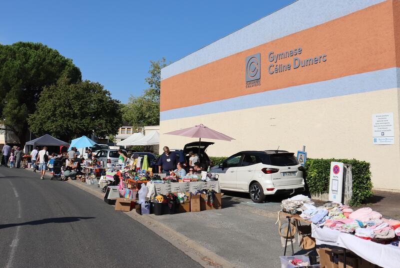 Vide greniers / brocante d'automne de l'asptt basket