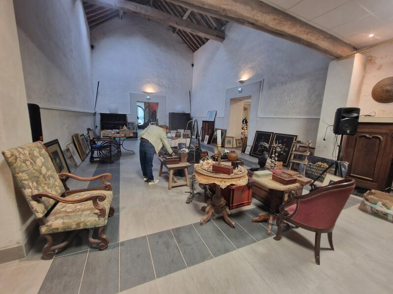 Vide château