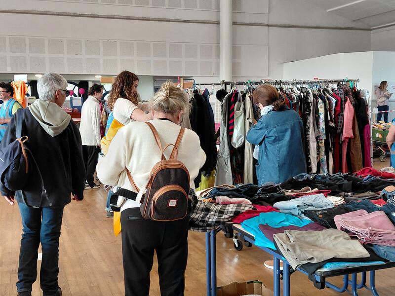 Braderie d'hiver du comité de paimpol du secours populaire français