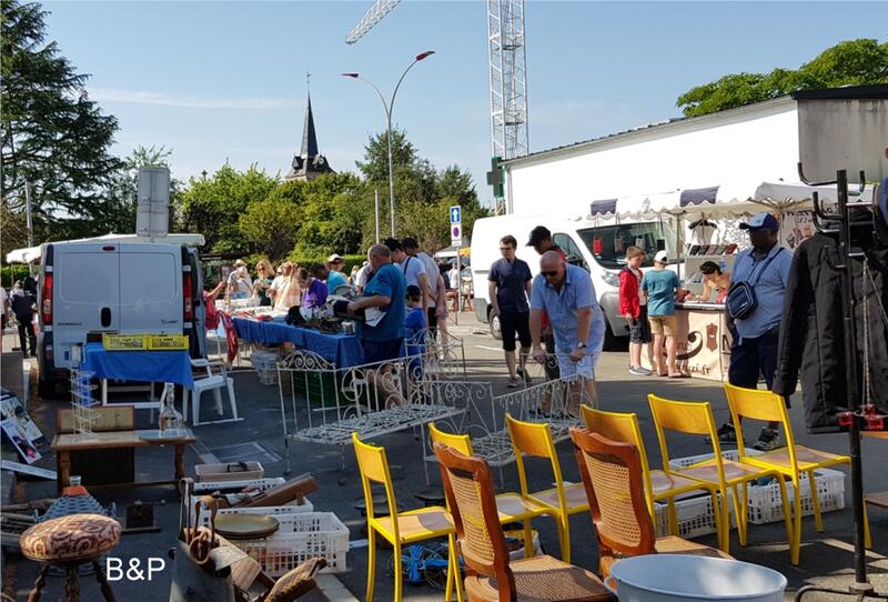 Brocante - bric à brac - artisanat